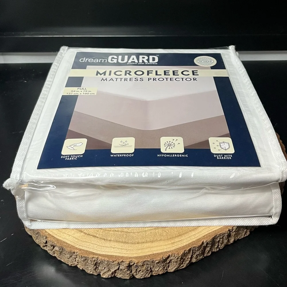 Full size microfleece mattress protector NEW in package Dream Guard